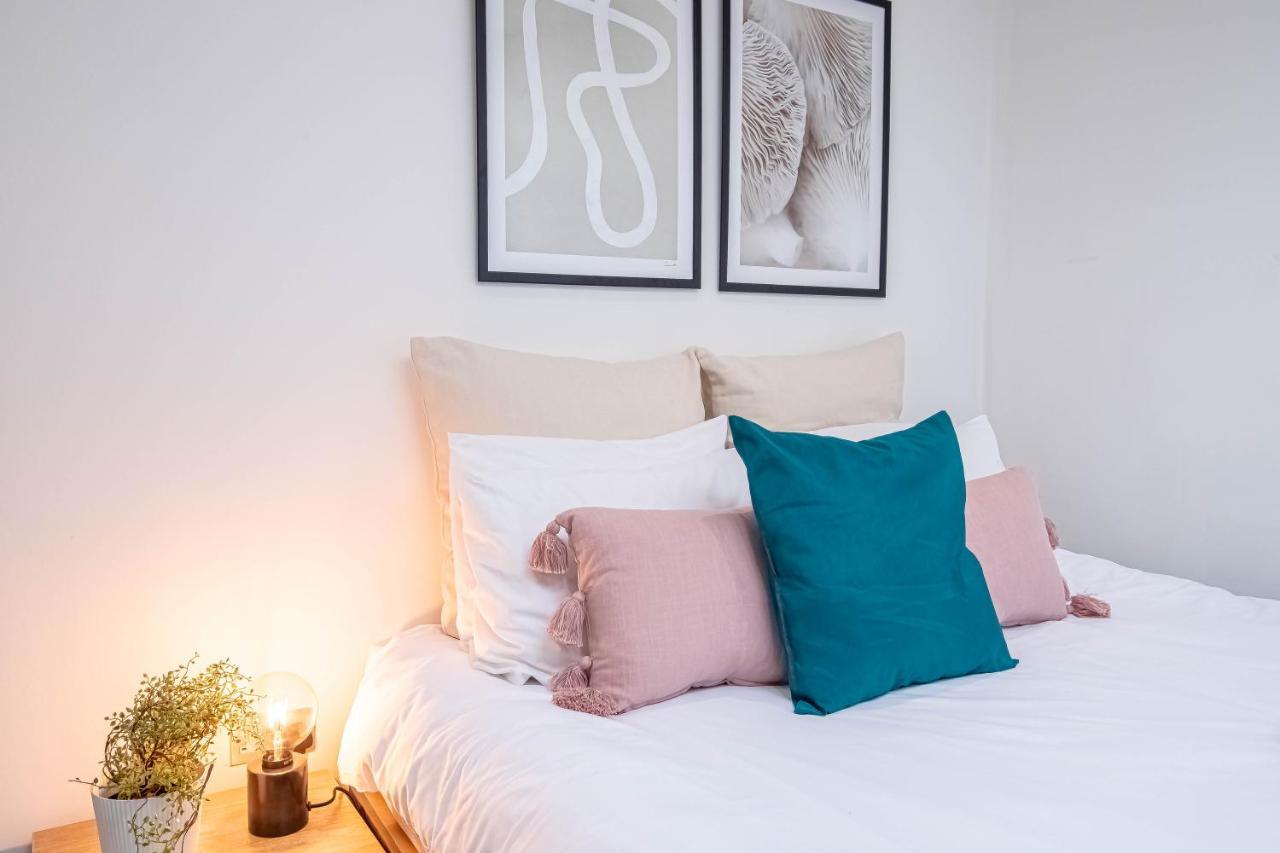 Luxe Apartments Near Albert Docks - 3 Graces - Liverpool One - Business, Contract & Corporate Ready Exteriör bild